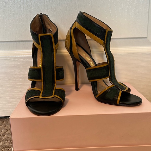 L.A.M.B shoes size 9 - Picture 1 of 3